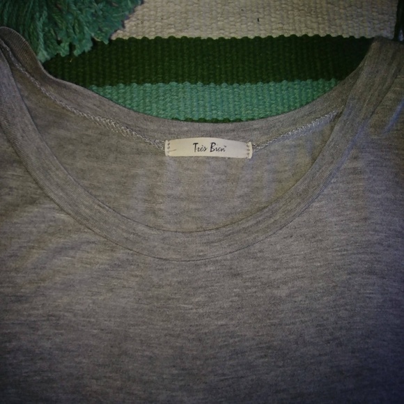 3/$12 🔴 Bien Gray Shirt - Picture 2 of 5